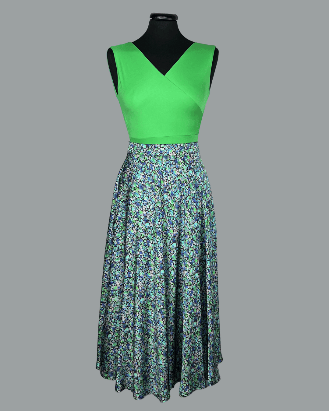 Kavics mintás + Dressz 018