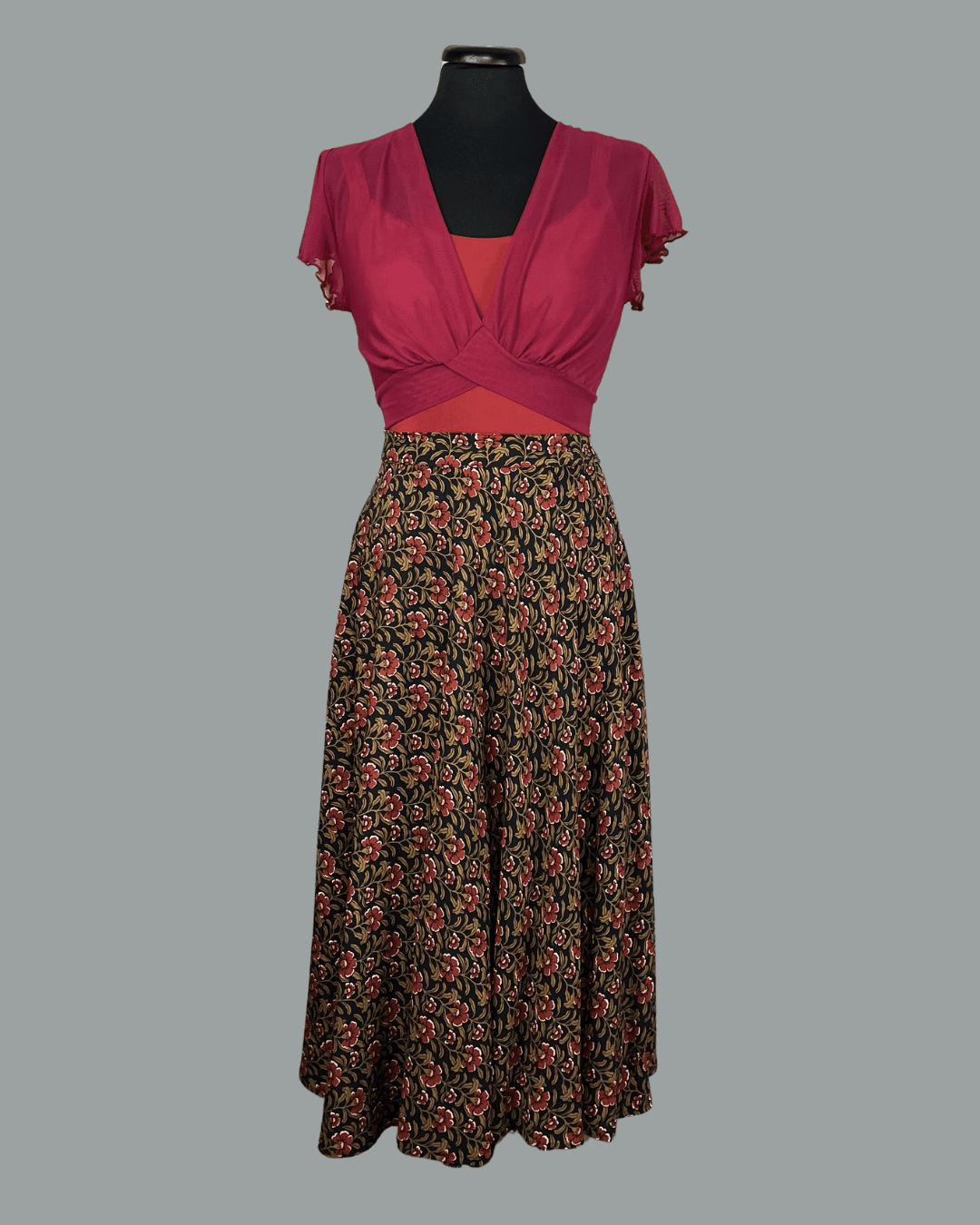 Fekete bordó virágos + Dressz 027 + Bolero 006